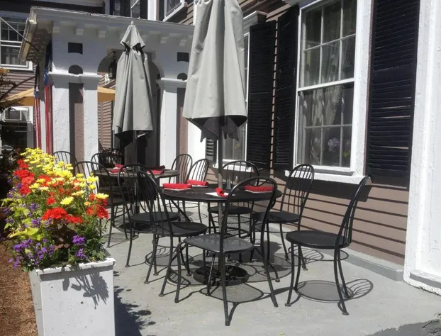 Concord's Colonial Inn hotel detail image 3