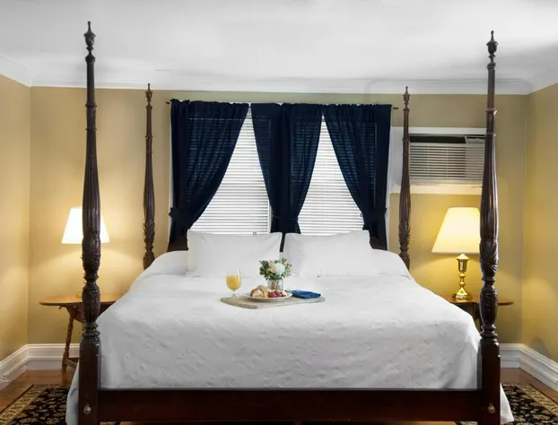 Concord's Colonial Inn hotel detail image 4