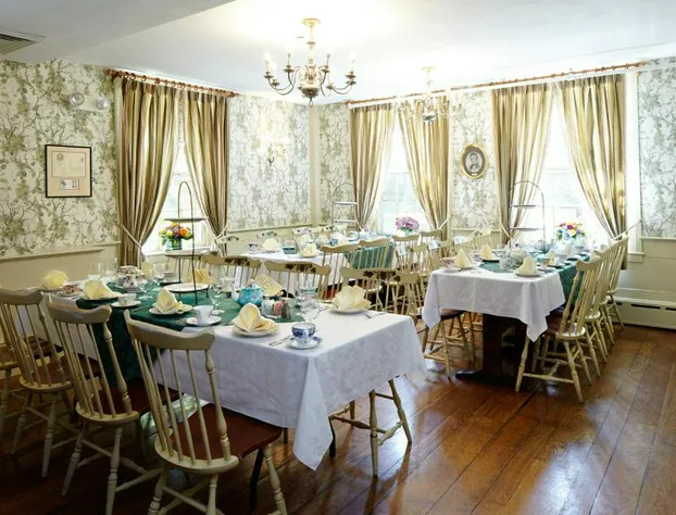 Concord's Colonial Inn hotel detail image 3