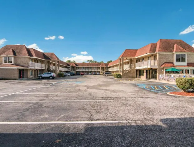 Quality Inn Little Creek hotel detail image 1