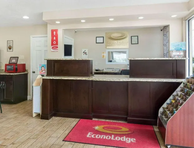 Econo Lodge Virginia Beach Town Center hotel detail image 3
