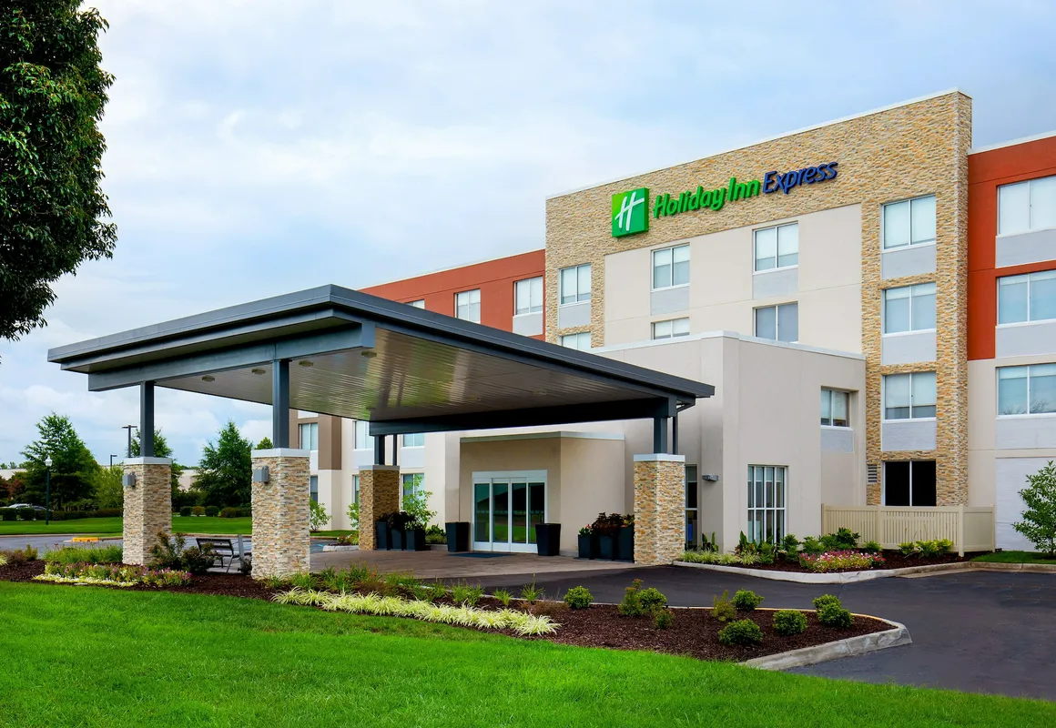 Holiday Inn Express Chesapeake - Norfolk by IHG hotel hero