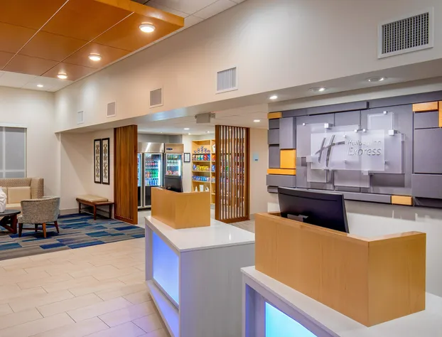 Holiday Inn Express Chesapeake - Norfolk by IHG hotel detail image 2