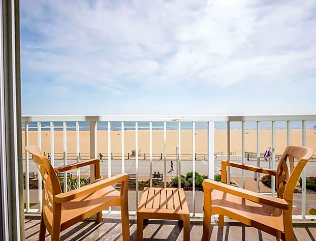 Hampton Inn Virginia Beach-Oceanfront North hotel detail image 4