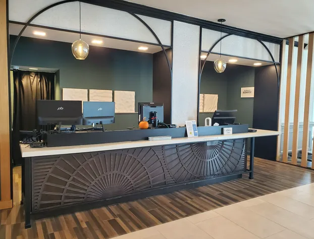 Sheraton Virginia Beach Oceanfront Hotel hotel detail image 2