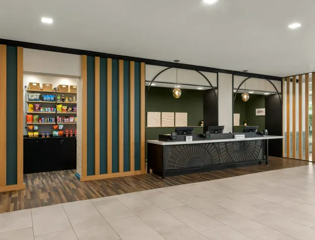 Sheraton Virginia Beach Oceanfront Hotel hotel detail image 4