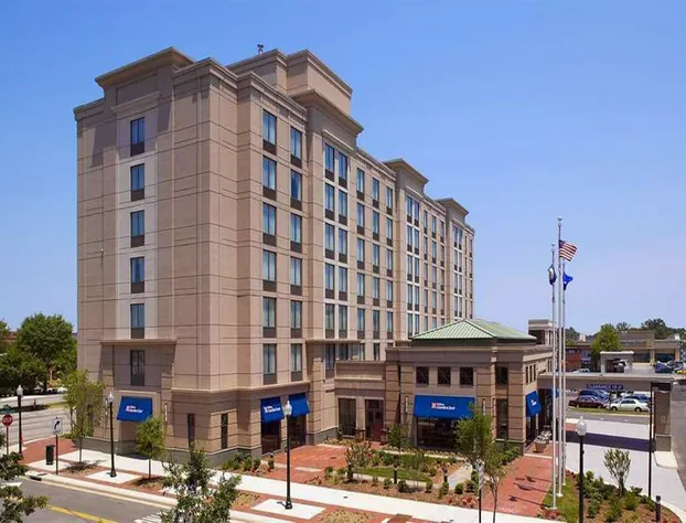 Hilton Garden Inn Virginia Beach Town Center hotel detail image 1