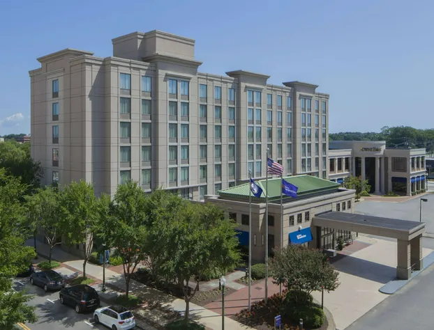 Hilton Garden Inn Virginia Beach Town Center hotel detail image 2
