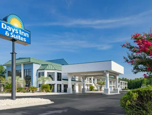 Days Inn & Suites by Wyndham Savannah Midtown hotel detail image 3