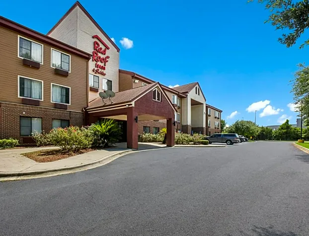 Red Roof Inn & Suites Savannah Airport hotel detail image 4