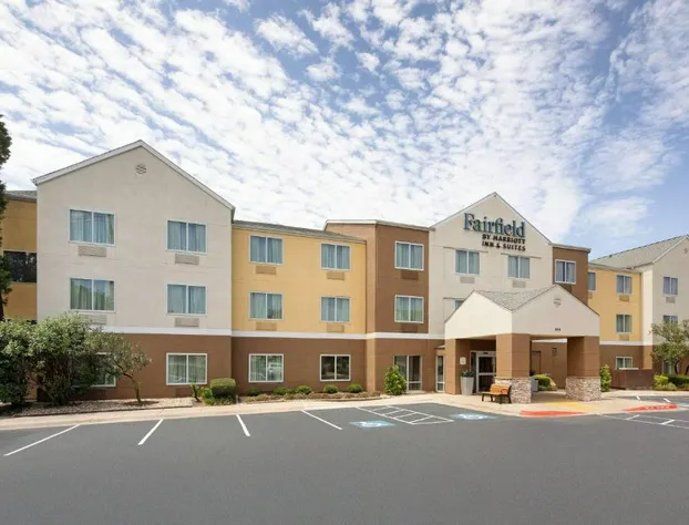 Fairfield Inn & Suites by Marriott Austin-University Area hotel detail image 1