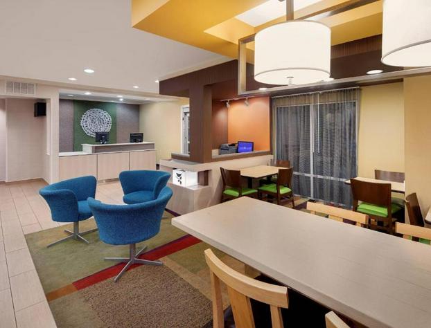 Fairfield Inn & Suites by Marriott Austin-University Area hotel detail image 1