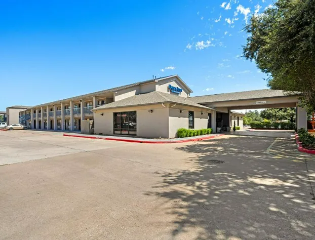 Days Inn by Wyndham Round Rock hotel detail image 2