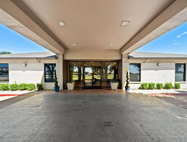 Days Inn by Wyndham Round Rock hotel detail image 3