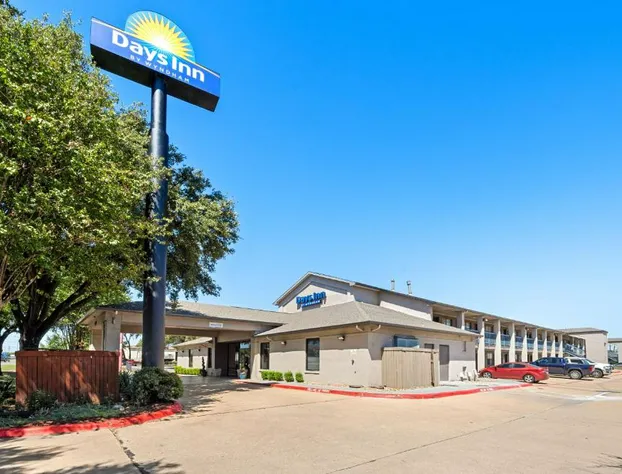 Days Inn by Wyndham Round Rock hotel detail image 2