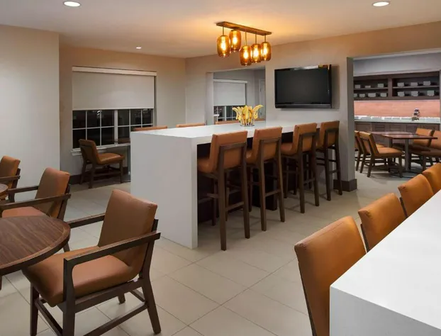 Hyatt House Austin Arboretum hotel detail image 3