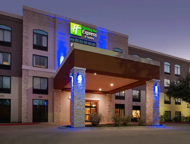 Holiday Inn Express & Suites Austin North Central by IHG hotel detail image 1