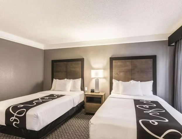 La Quinta Inn & Suites by Wyndham Austin Near The Domain hotel detail image 4