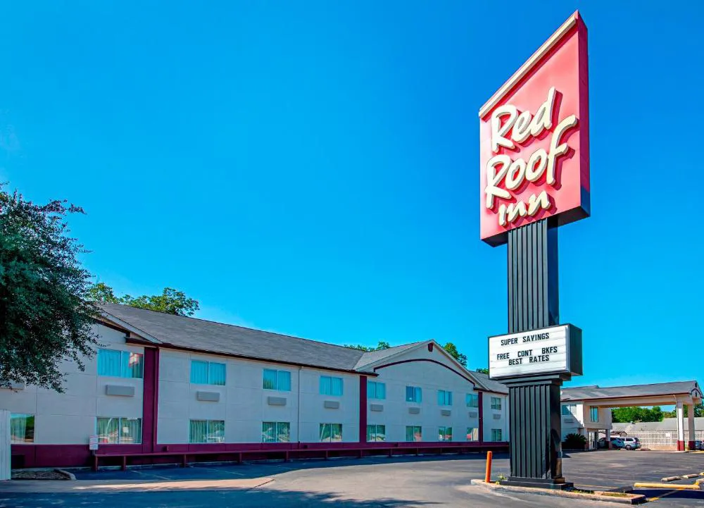 Red Roof Inn San Marcos hotel hero