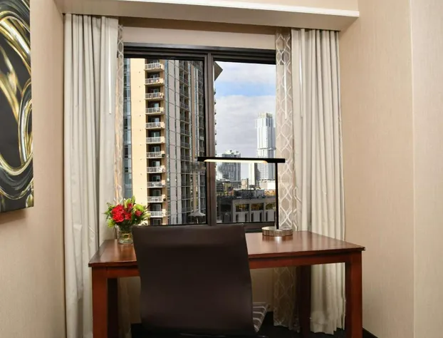 Embassy Suites by Hilton Austin Downtown South Congress hotel detail image 2