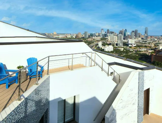 Renaissance Dallas Hotel hotel detail image 2