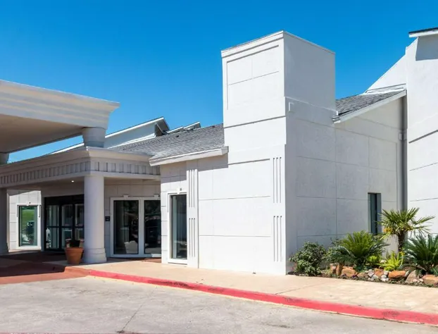 Studio 6 Arlington, TX hotel detail image 3