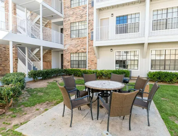 Studio 6 Arlington, TX hotel detail image 3