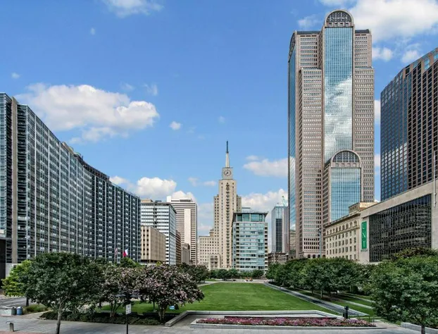 Hotel Indigo Dallas Downtown by IHG hotel detail image 3