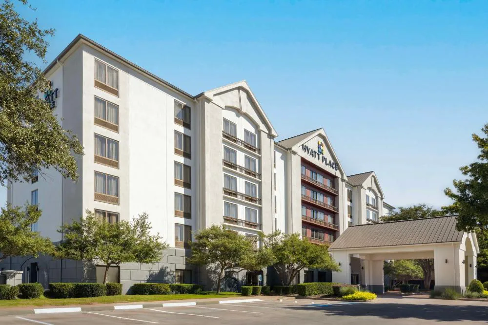 Hyatt Place Dallas-North/by the Galleria hotel hero