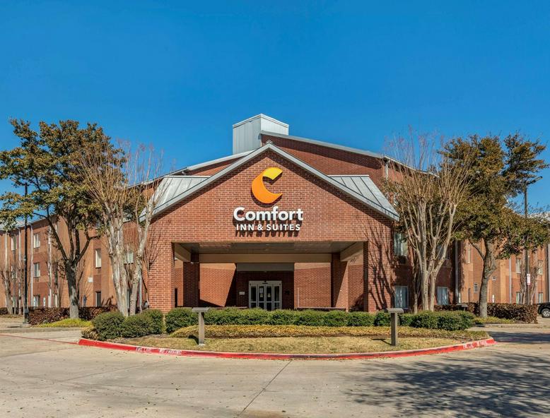 Comfort Inn & Suites North Dallas - Addison hotel detail image 1