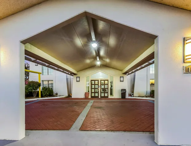 Red Roof Inn Plano hotel detail image 2