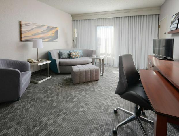 Sonesta Select Dallas Central Expressway hotel detail image 2