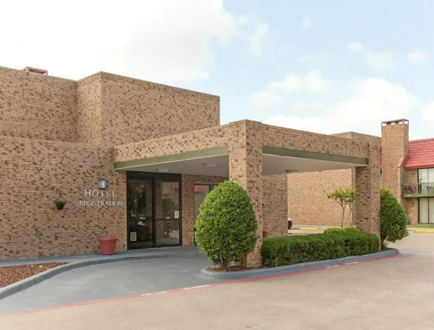 Hawthorn Extended Stay by Wyndham Richardson hotel detail image 1