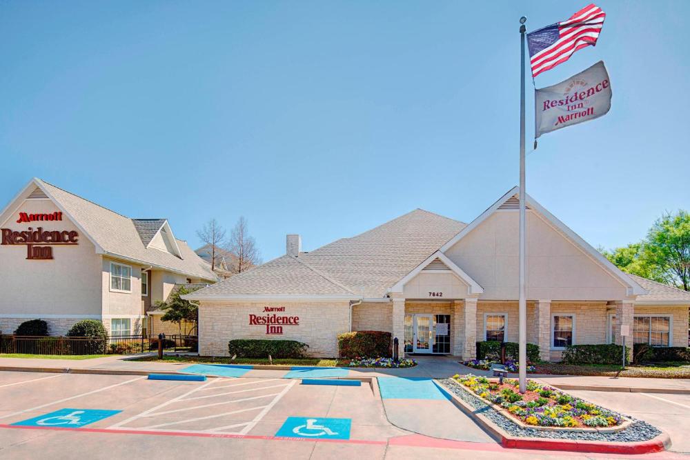 Residence Inn By Marriott Dallas Park Central hotel hero