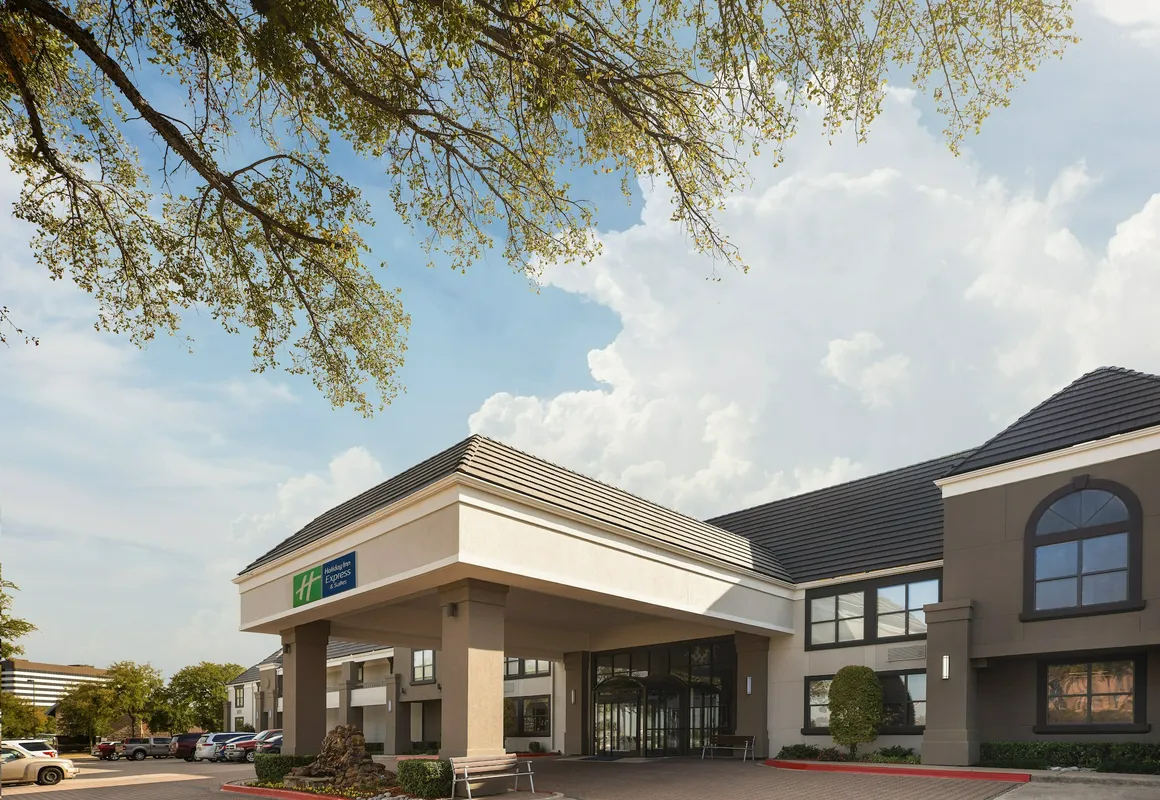 Holiday Inn Express & Suites Irving Dfw Airport North by IHG hotel hero