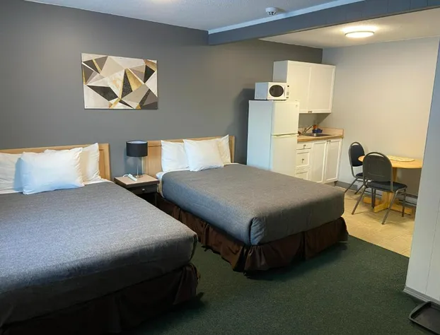 Monashee Lodge hotel detail image 3