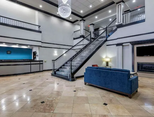 Quality Inn & Suites I-35 E / Walnut Hill hotel detail image 4