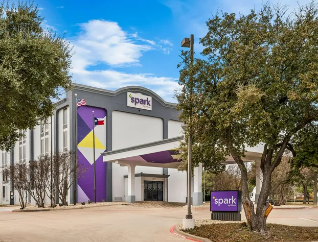 Spark by Hilton Richardson Dallas hotel detail image 2