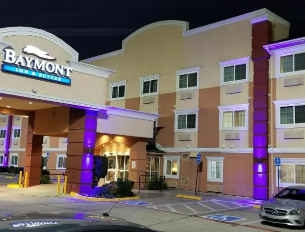 Baymont by Wyndham Dallas/ Love Field hotel detail image 1