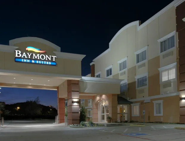 Baymont by Wyndham Dallas/ Love Field hotel detail image 1