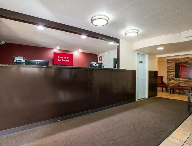 Red Roof Inn North Dallas - Park Central hotel detail image 3