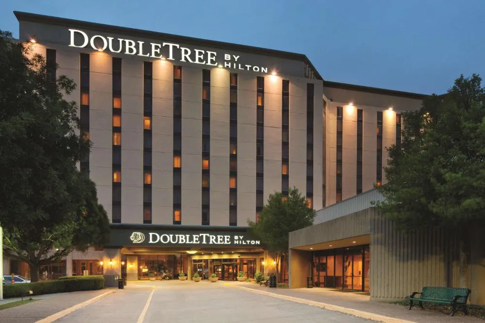 DoubleTree by Hilton Dallas Near the Galleria hotel hero
