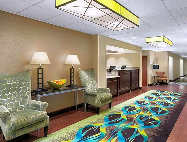 Hampton Inn Dallas-Irving-Las Colinas hotel detail image 3