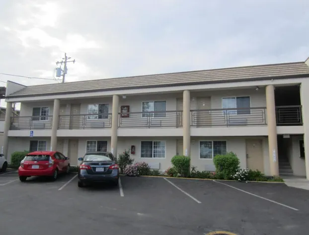 Redwood Creek Inn hotel detail image 1