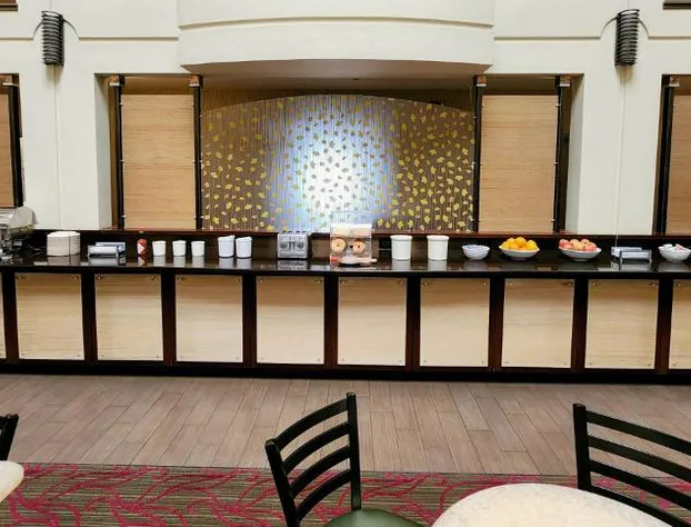 Country Inn & Suites by Radisson, San Carlos, CA hotel detail image 2