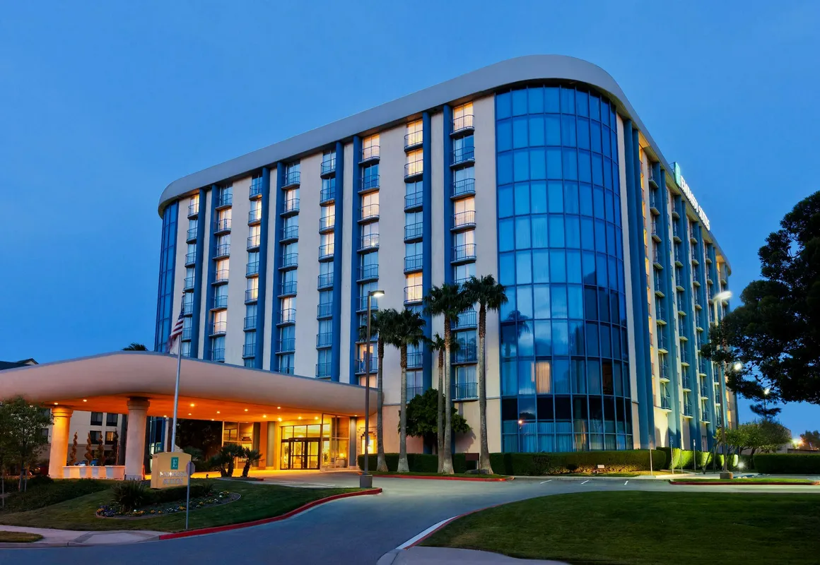 Embassy Suites by Hilton San Francisco Airport Oyster Point hotel hero