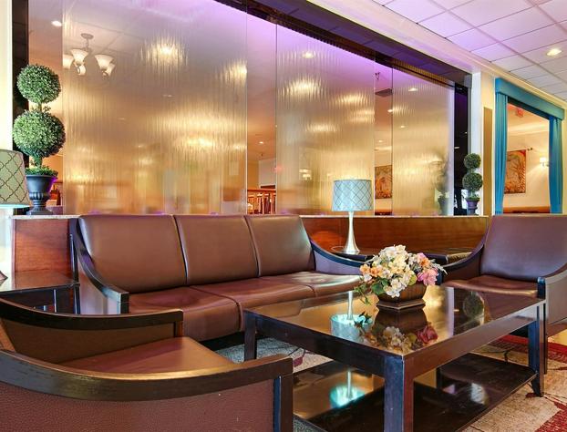 Best Western Plus Grosvenor Airport Hotel hotel detail image 3