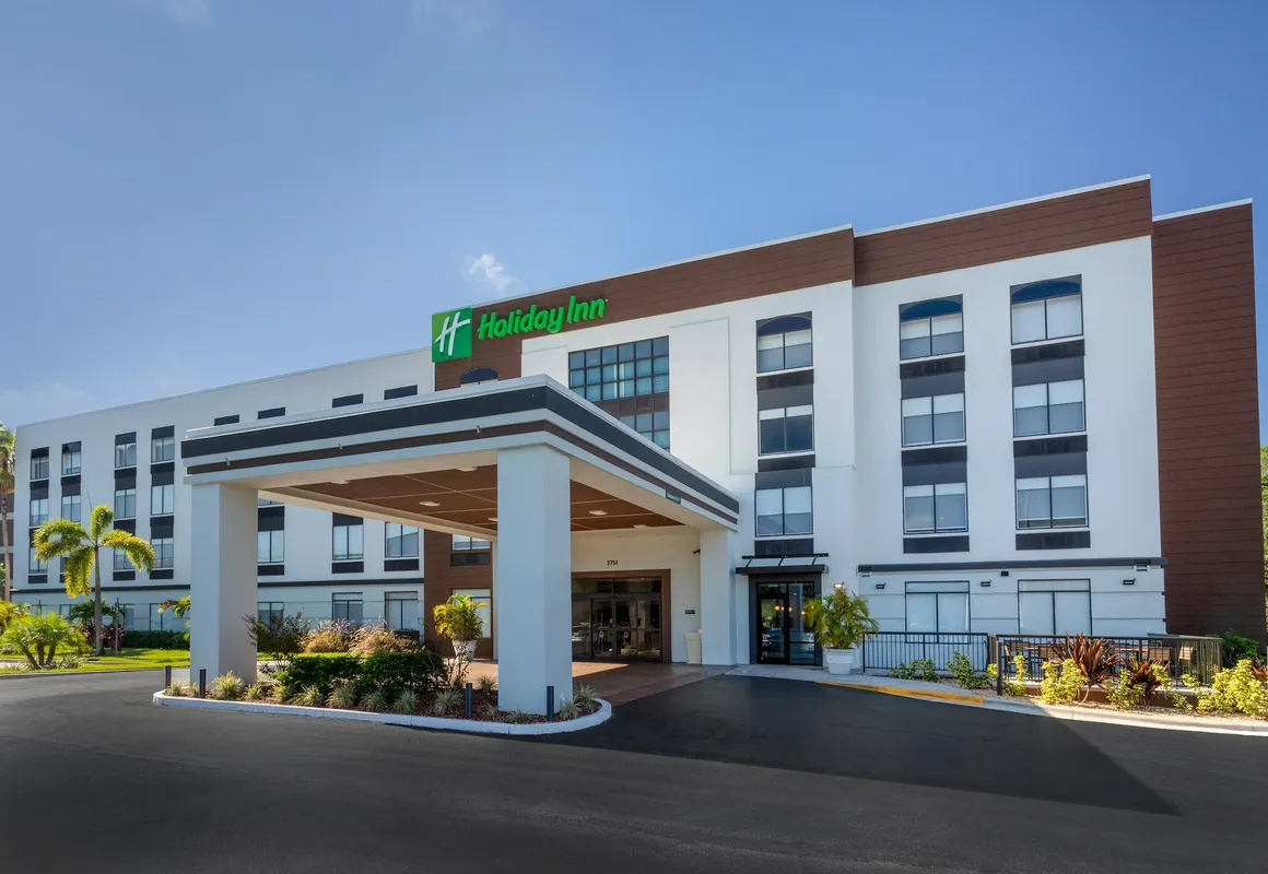 Holiday Inn Tampa North by IHG hotel hero