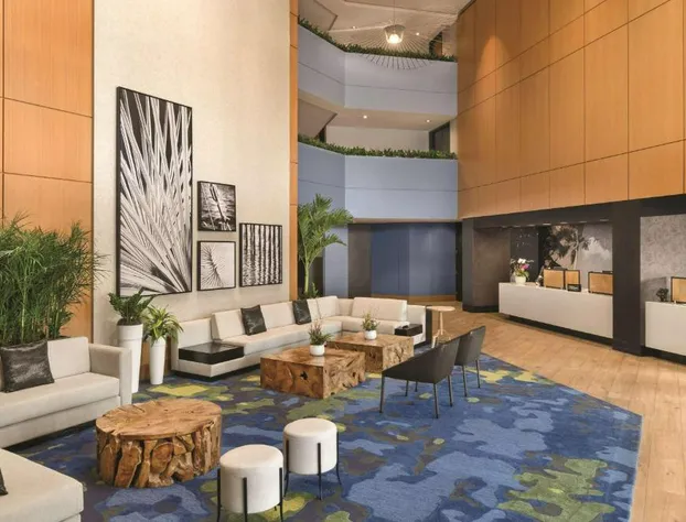 DoubleTree by Hilton Tampa Rocky Point Waterfront hotel detail image 4