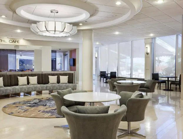 Tampa Airport Marriott hotel detail image 3